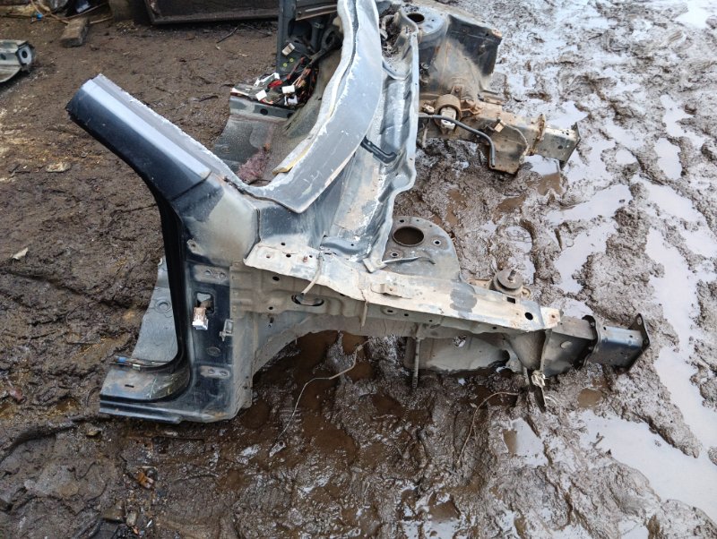 Лонжерон передний правый