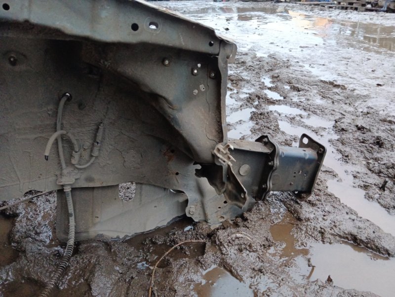 Лонжерон передний правый