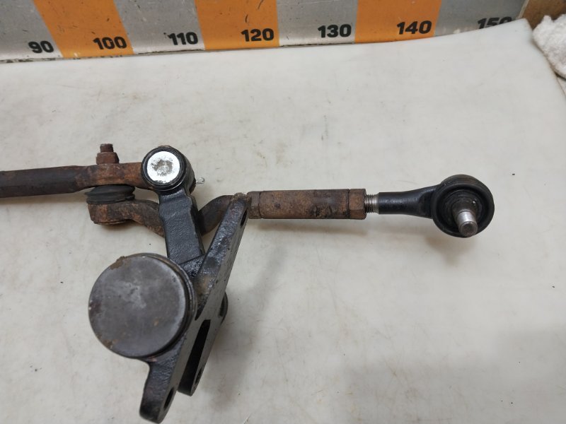 Тяга рулевая