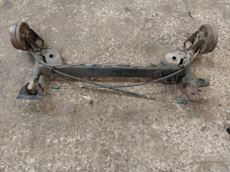 Балка задняя