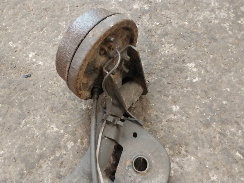 Балка задняя