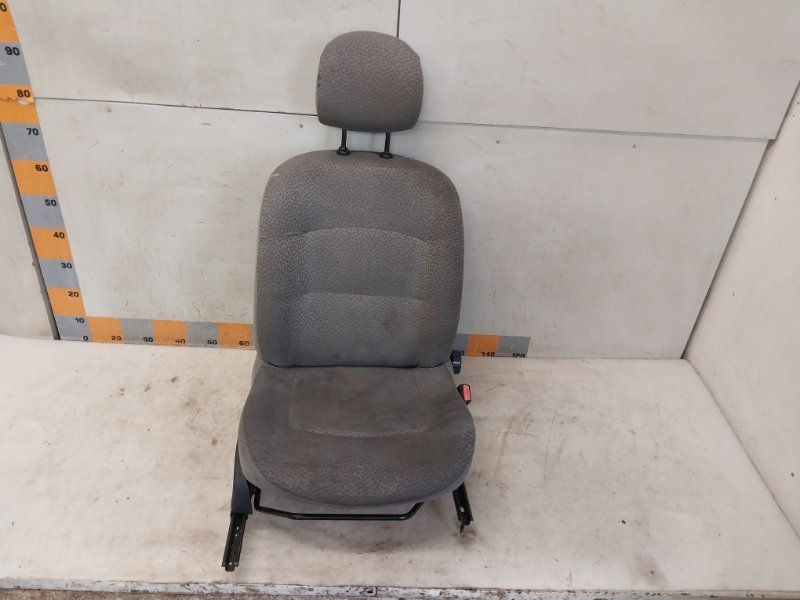 Сиденье переднее правое