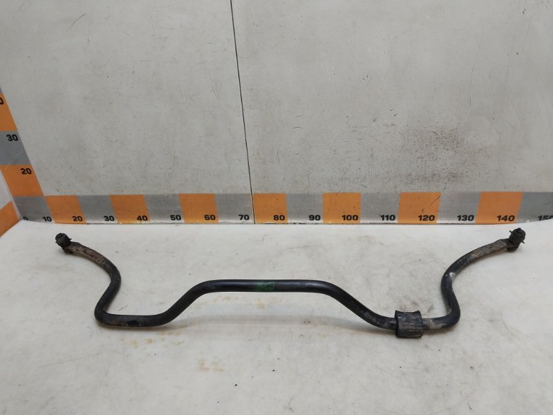 Стабилизатор передний