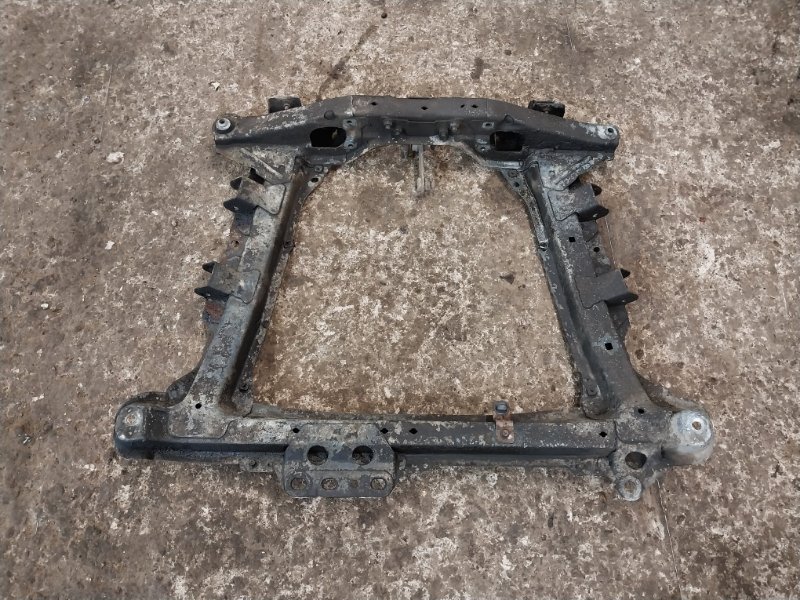 Балка подмоторная