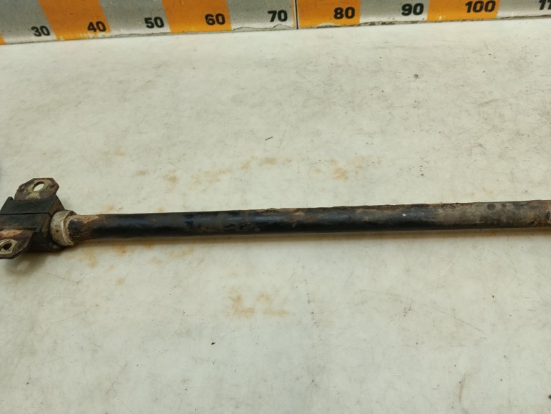 Стабилизатор передний