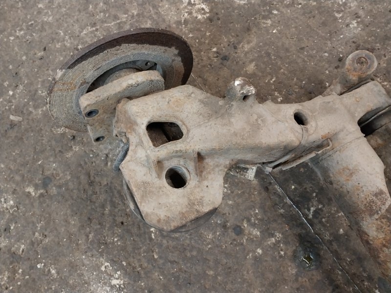 Балка задняя