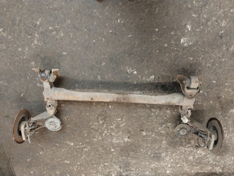 Балка задняя