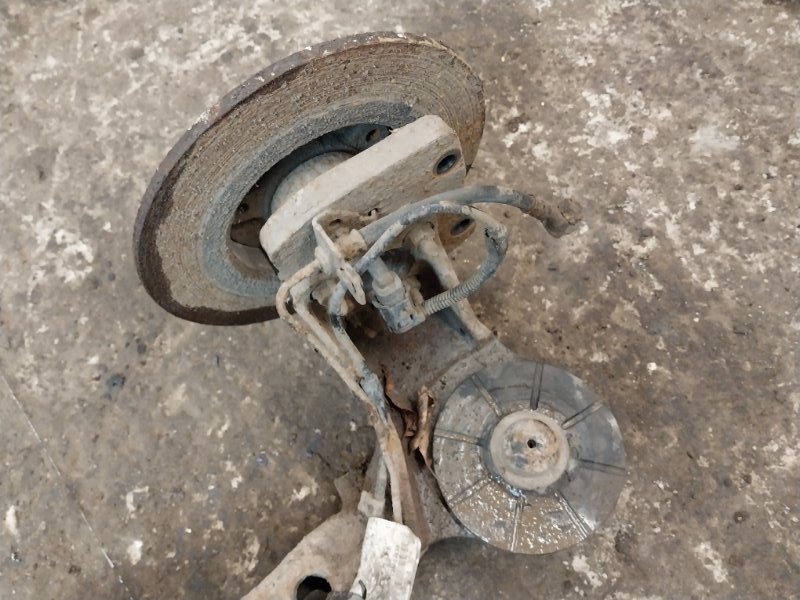 Балка задняя