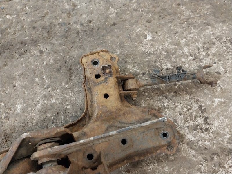 Балка задняя