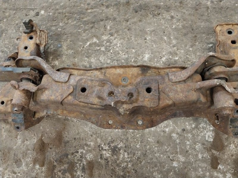 Балка задняя