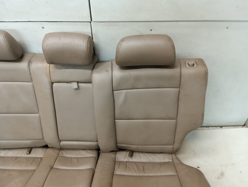 Сиденье салонное