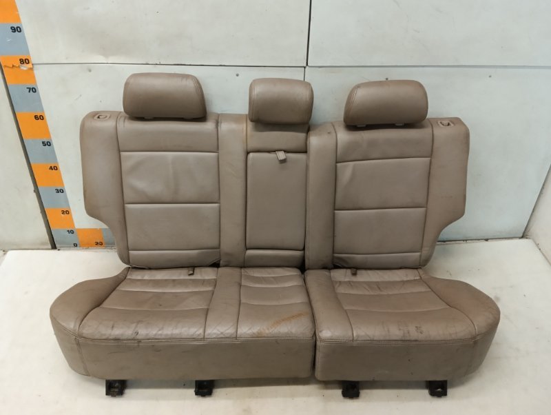 Сиденье салонное