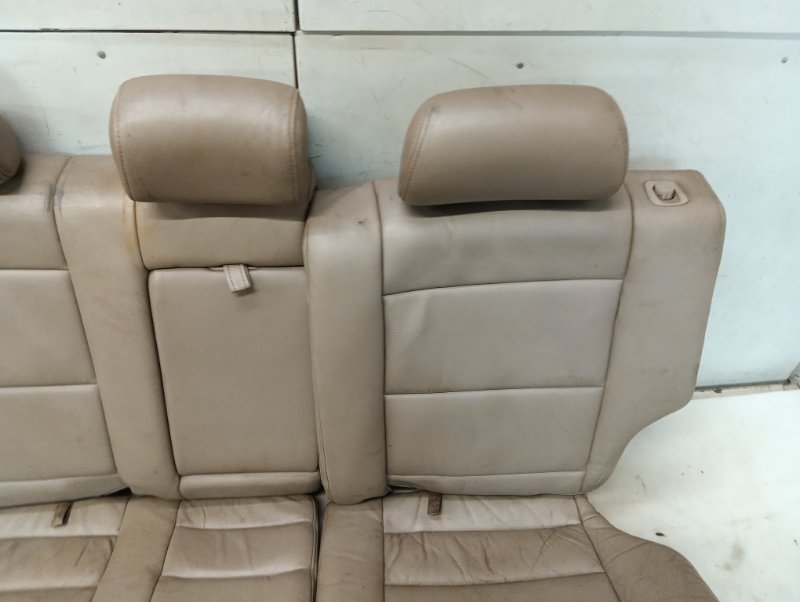 Сиденье салонное