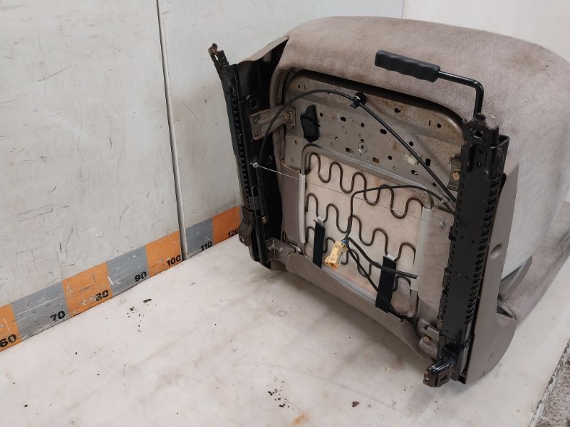 Сиденье переднее правое