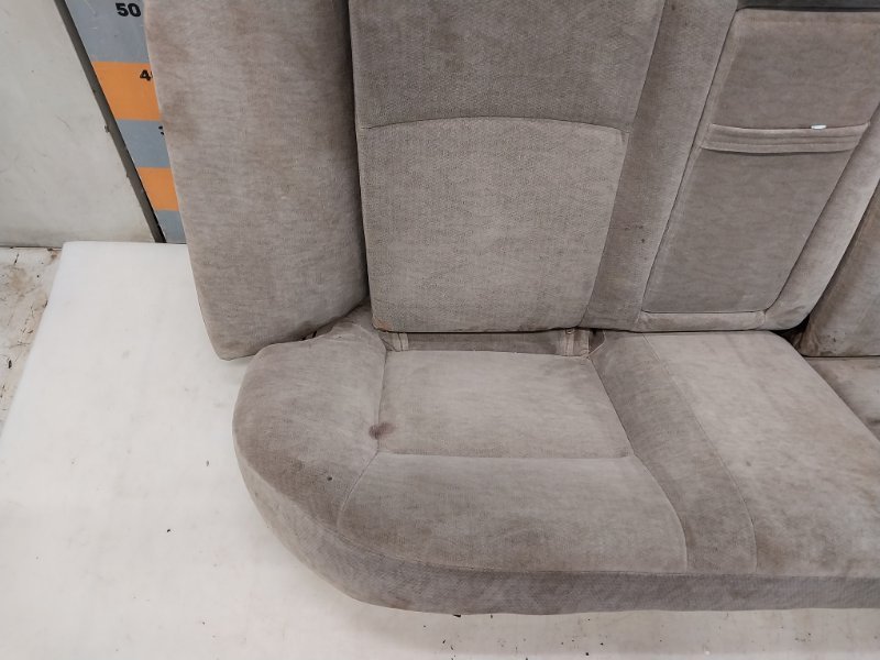 Сиденье салонное