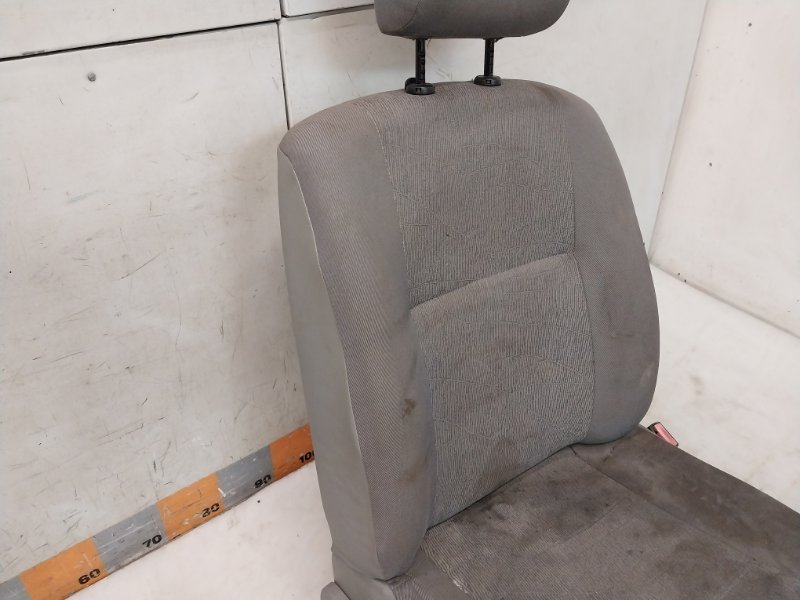 Сиденье переднее правое