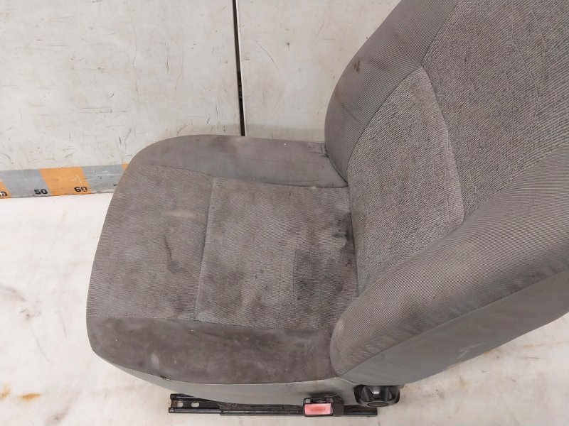 Сиденье переднее правое