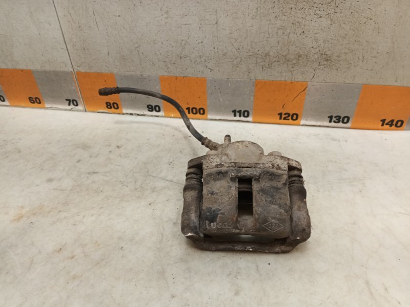 Суппорт передний правый