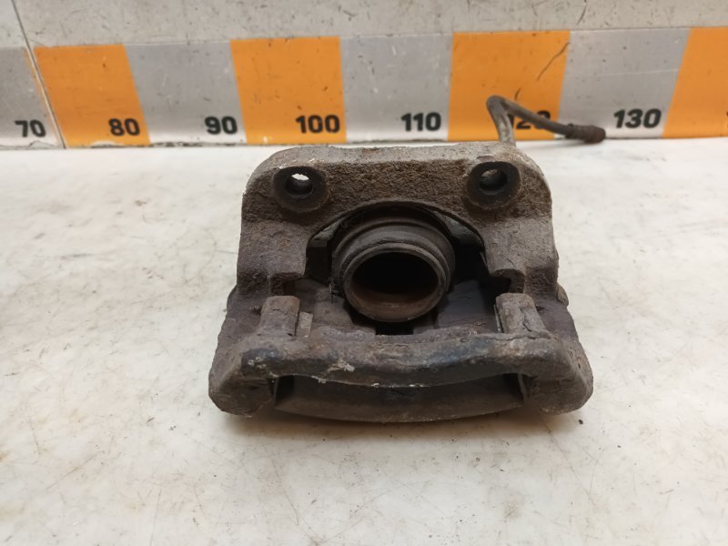 Суппорт передний правый