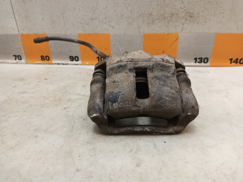 Суппорт передний правый