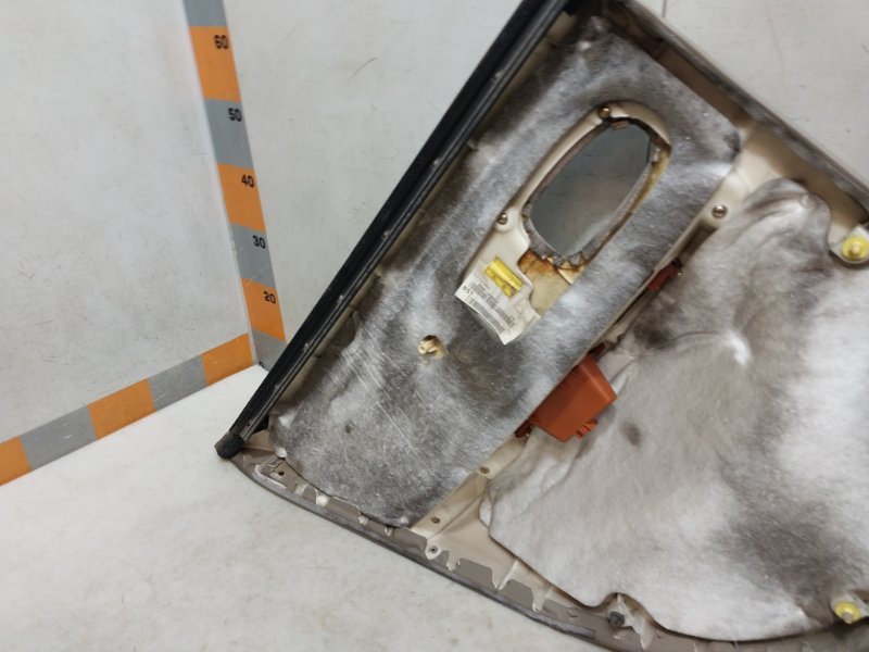 Обшивка двери