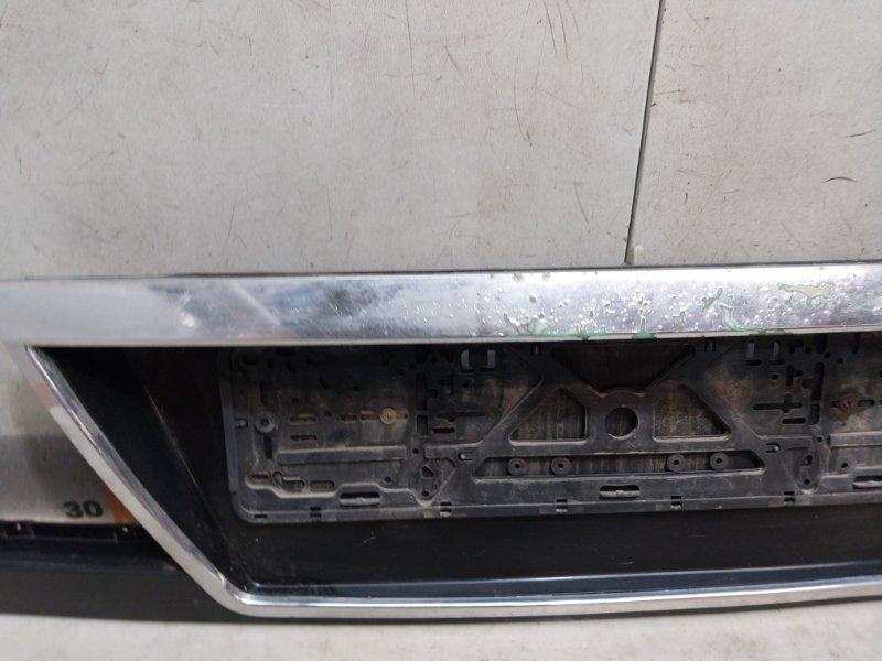 Накладка крышки багажника