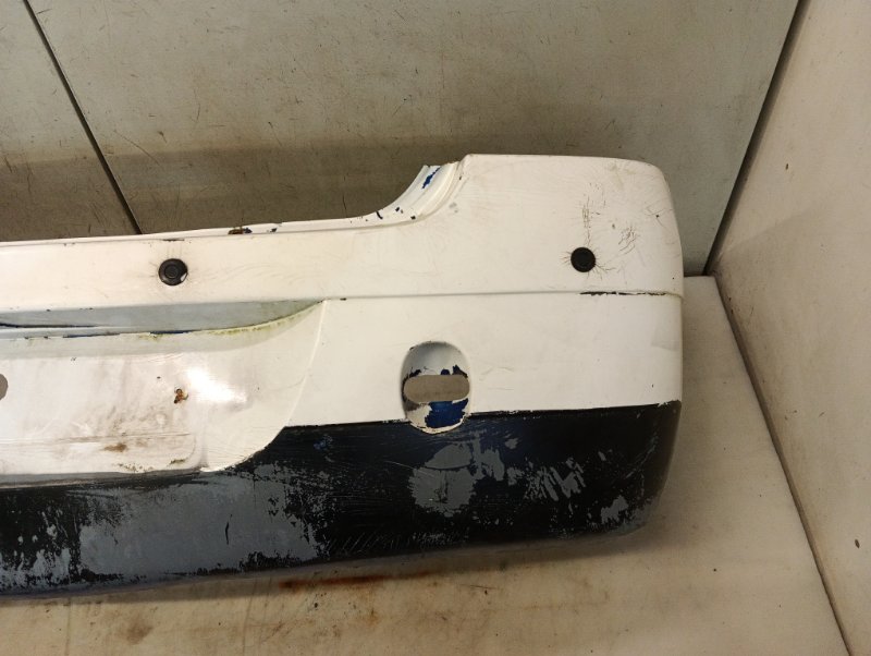 Бампер задний