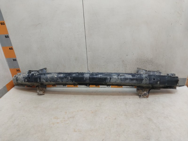 Усилитель переднего бампера