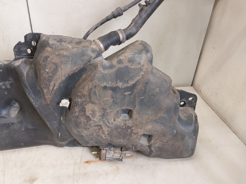 Бак топливный