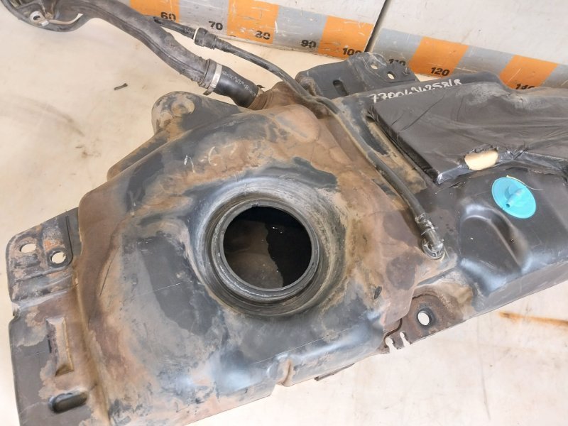 Бак топливный