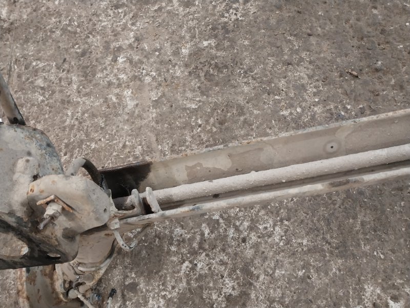 Балка задняя