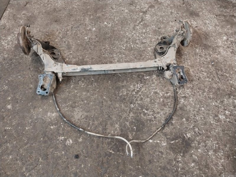 Балка задняя