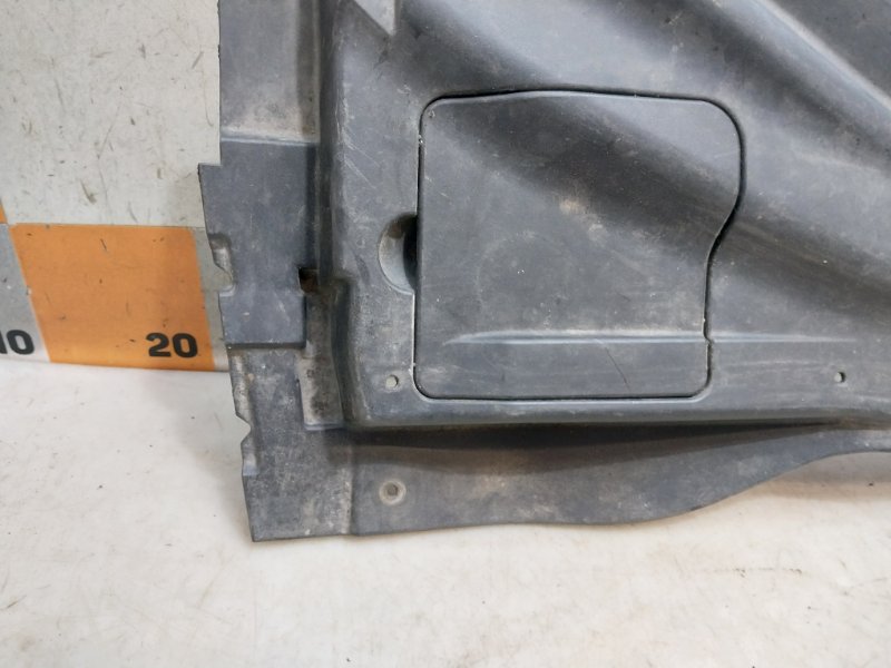 Планка под лобовое стекло