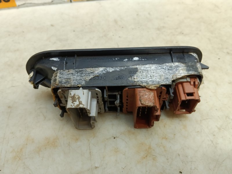 Блок управления стеклоподъемниками