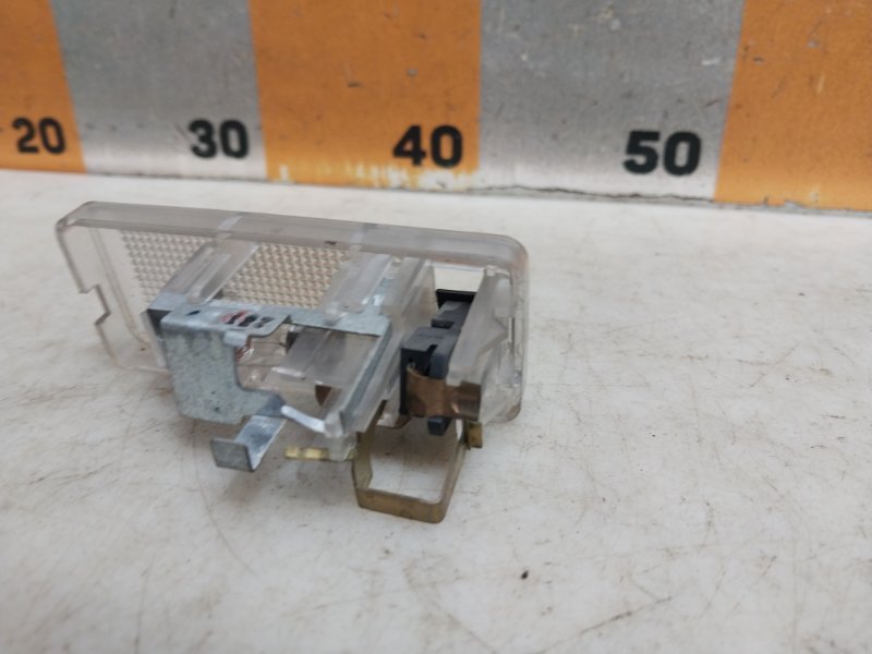 Плафон салонный