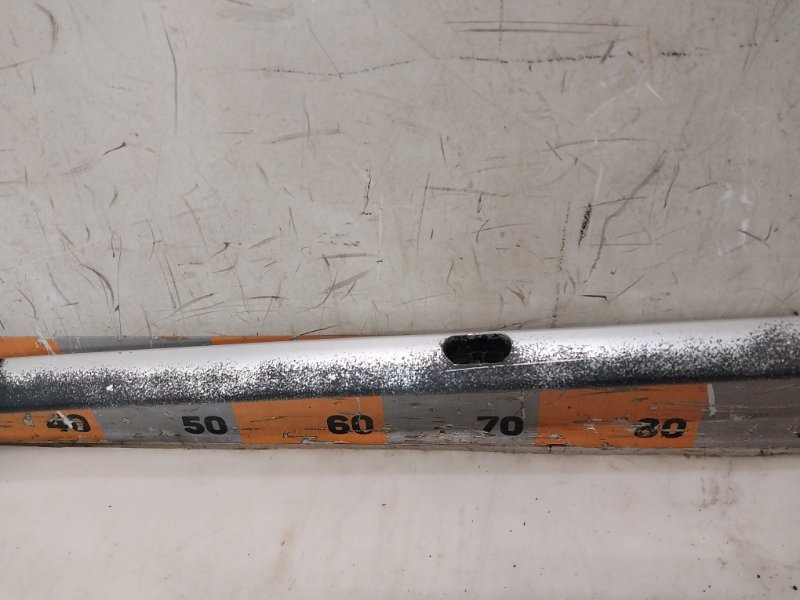 Рейлинг (релинг) правый (планка на крышу)