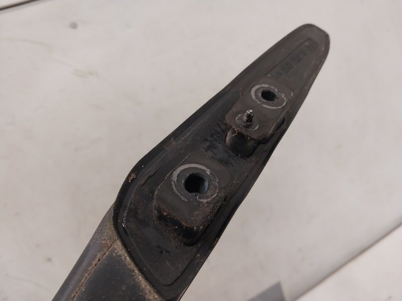 Рейлинг (релинг) правый (планка на крышу)