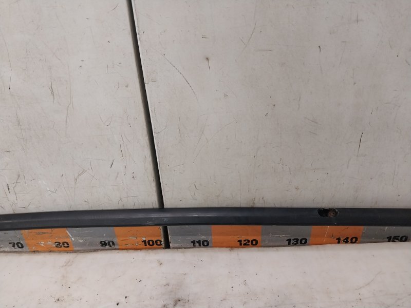 Рейлинг (релинг) левый (планка на крышу)