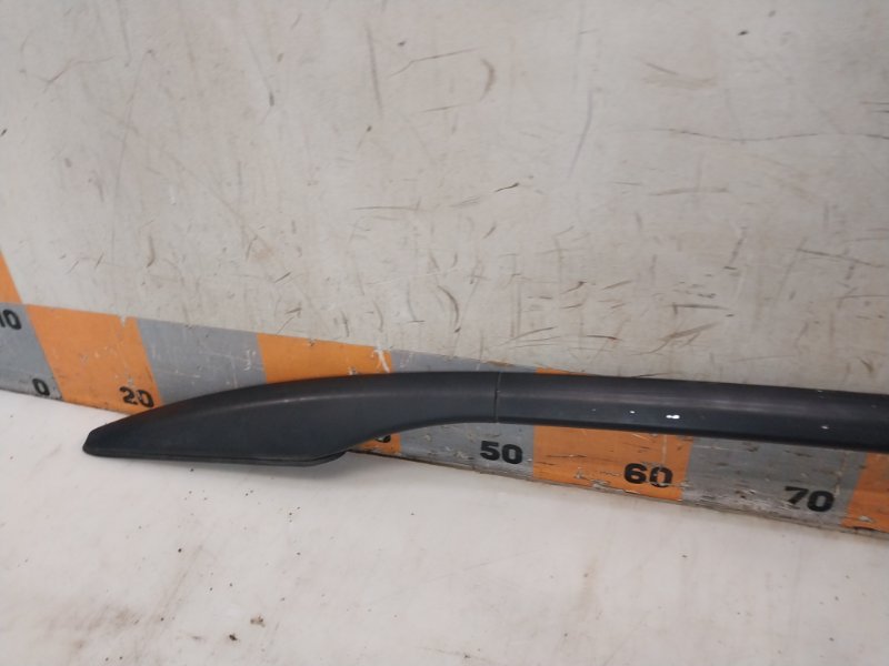 Рейлинг (релинг) левый (планка на крышу)