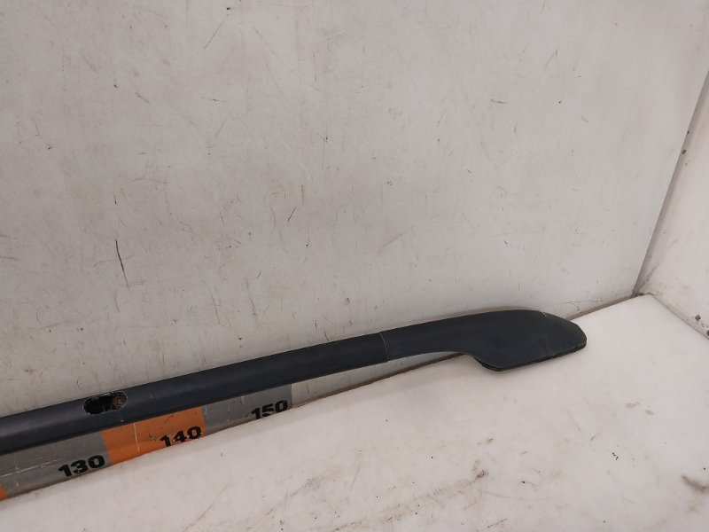 Рейлинг (релинг) левый (планка на крышу)