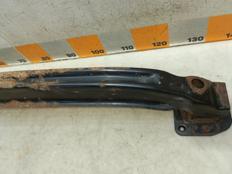 Усилитель заднего бампера