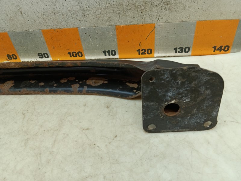 Усилитель заднего бампера