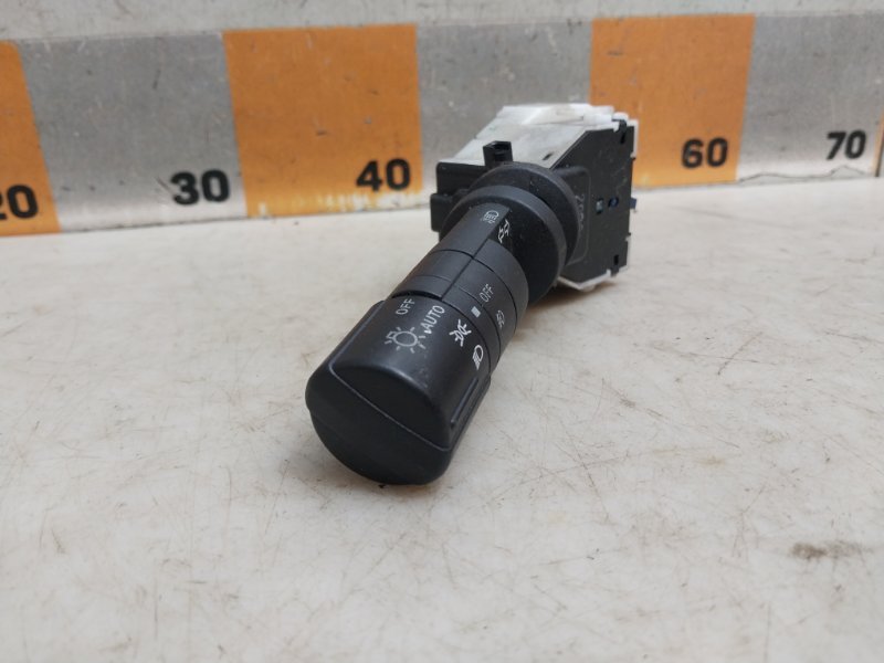 Переключатель поворотов подрулевой