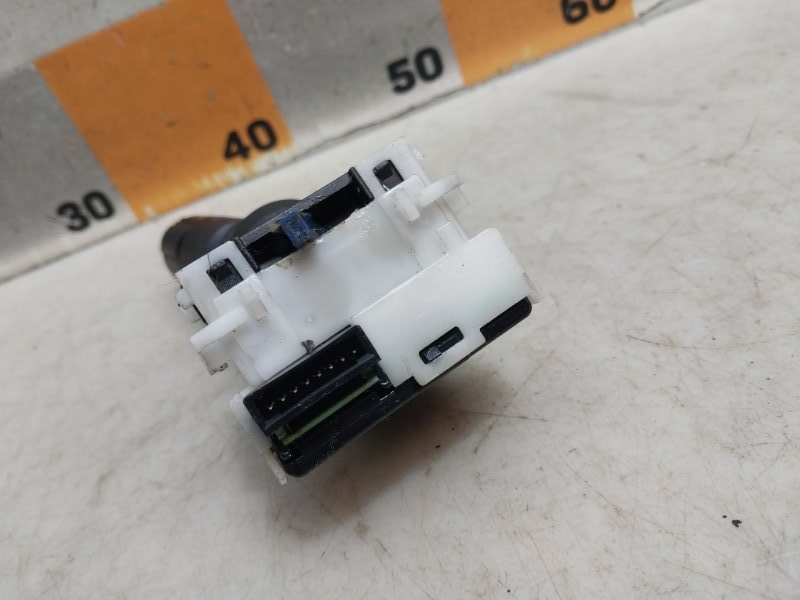 Переключатель поворотов подрулевой