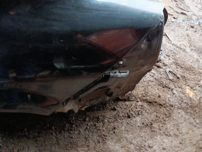 Кузовной элемент