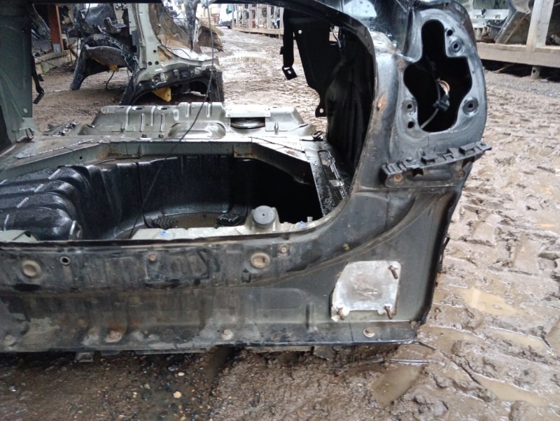 Кузовной элемент