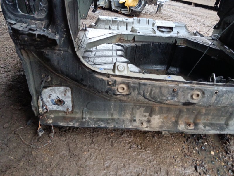 Крыло заднее левое