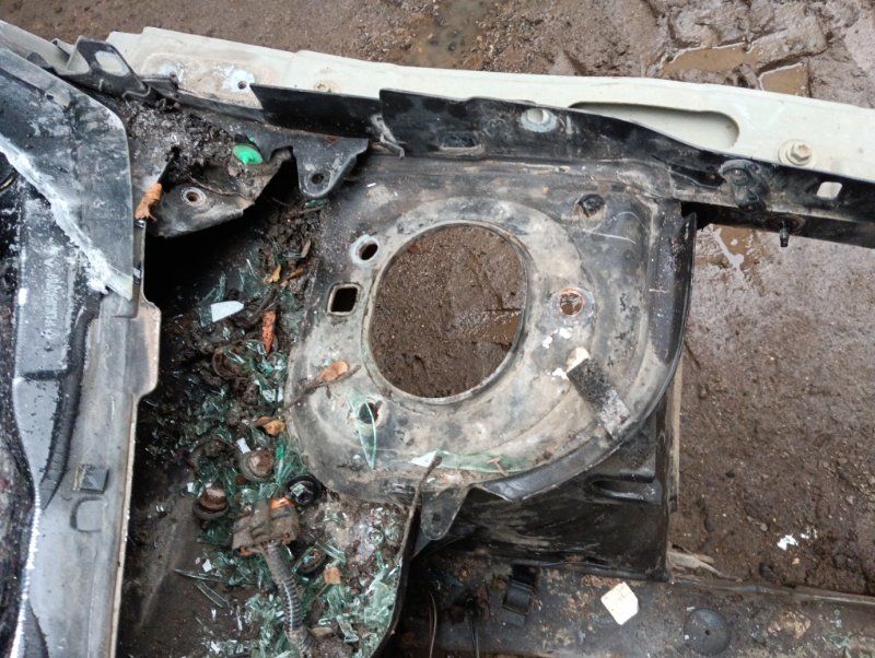 Кузовной элемент