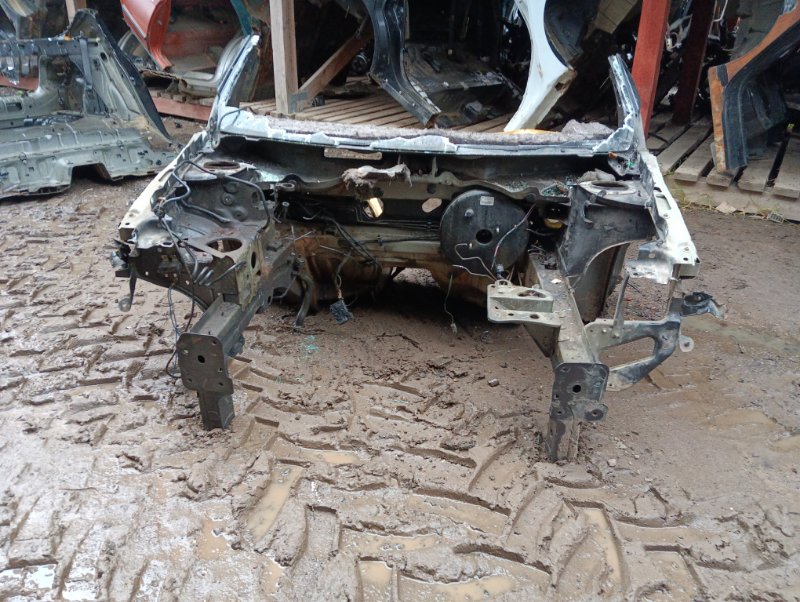 Кузовной элемент