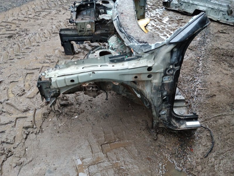 Кузовной элемент